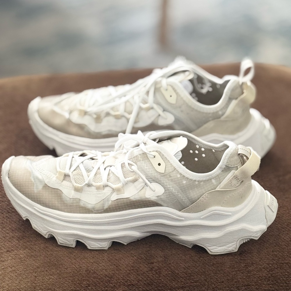 Sorel Kinetic Breakthrough Tech Lace Sneaker